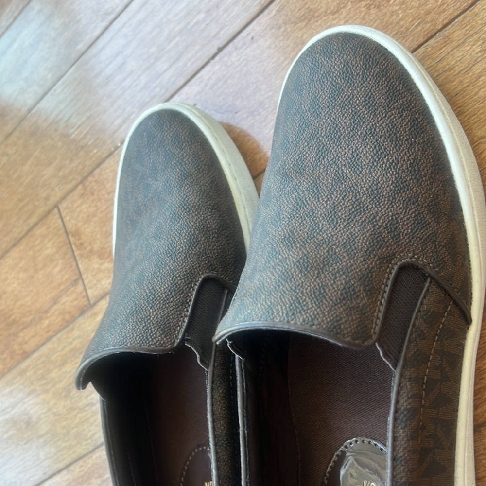 Michael Kors Shoes - brown - leather - size 6.5m - worn only once - Picture 2 of 5